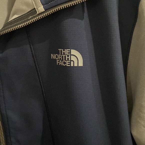 North Face Jacket - Picture 3 of 4